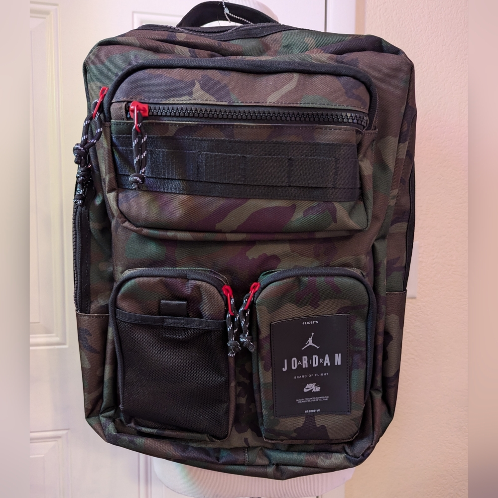 JORDAN HESI BACKPACK LIMITED EDITION 22L BACKPACK GREEN CAMO